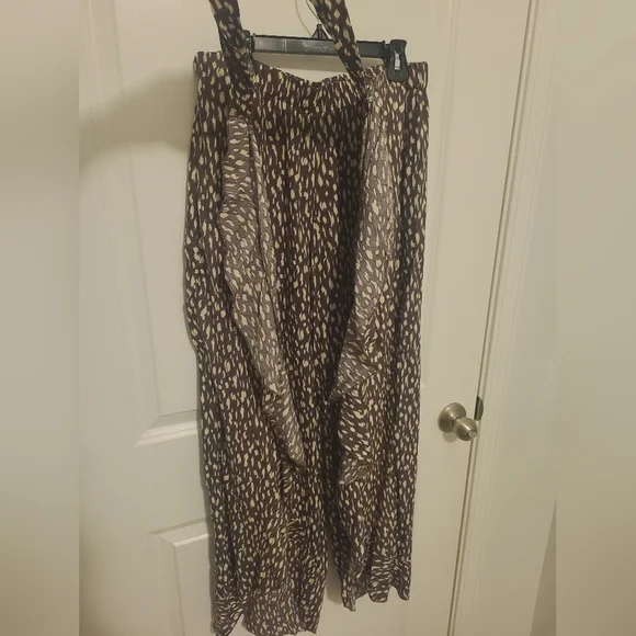 SaltyLemon Women's Brown Patterned Wide Leg Pants - Picture 5 of 5